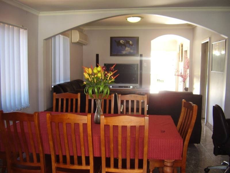 7 Karuah st, Greenacre NSW 2190