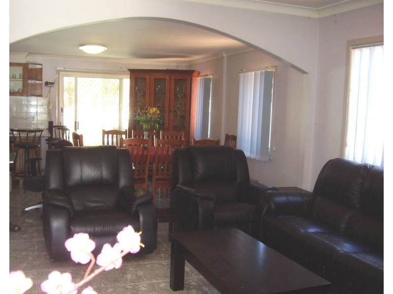 7 Karuah st, Greenacre NSW 2190