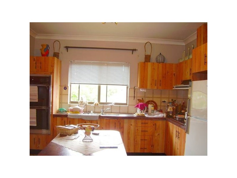 253 Henry Lawson Dve, Georges Hall NSW 2198