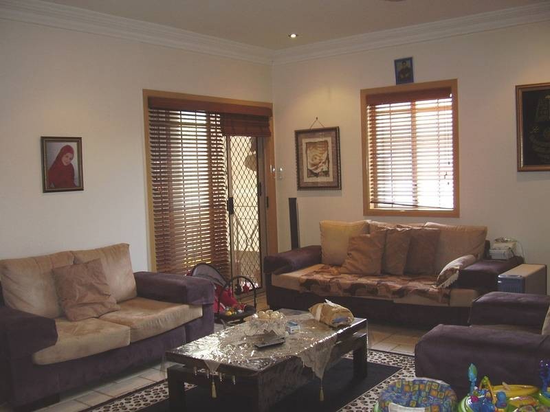 21 Frank st, Mount Lewis NSW 2190