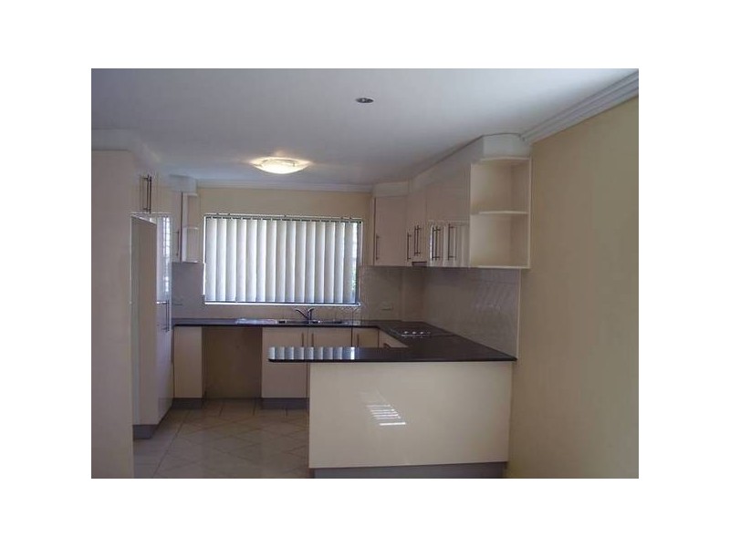 304 Waterloo Rd, Greenacre NSW 2190