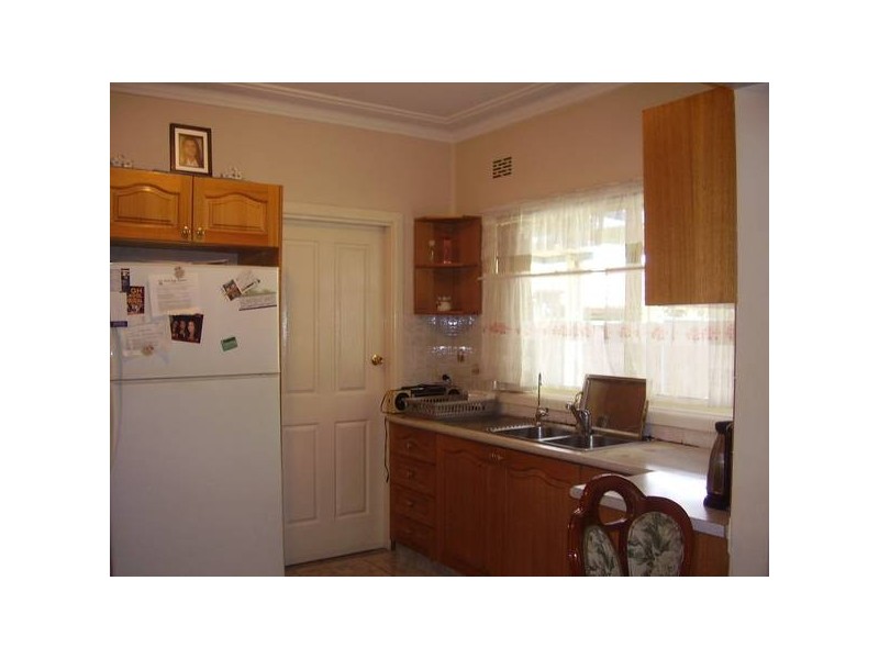 49 Robertson Rd, Bass Hill NSW 2197