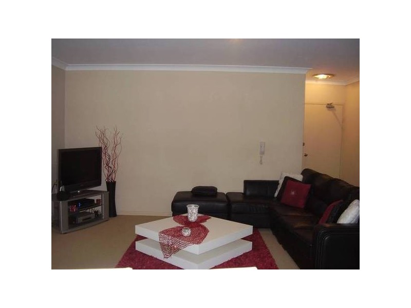 4/182-184 Greenacre Rd, Bankstown NSW 2200