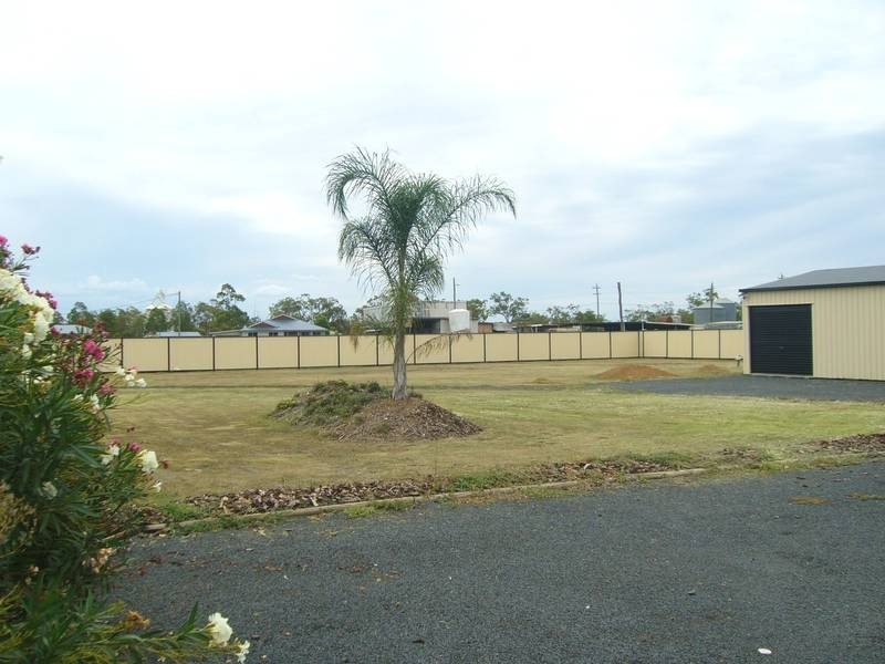 6 Henderson Street, Dalby QLD 4405