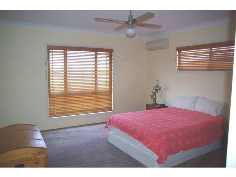 6 Henderson Street, Dalby QLD 4405