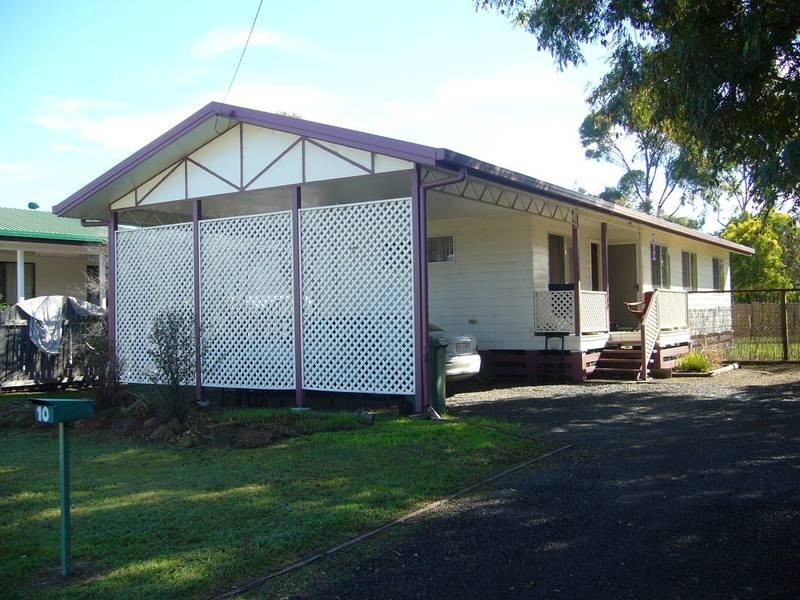 10 Leichardt Ave, Dalby QLD 4405