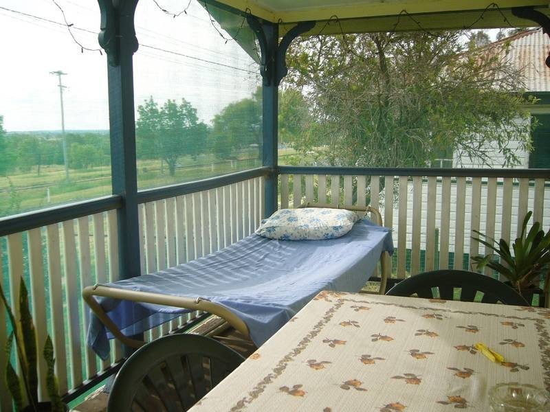 47 Dennis St, Bell QLD 4408