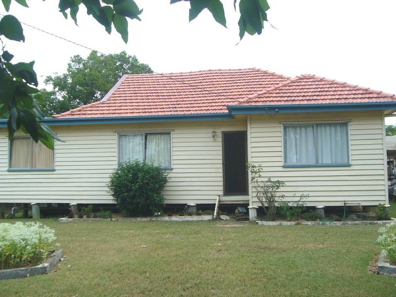 38 Owen Street, Dalby QLD 4405