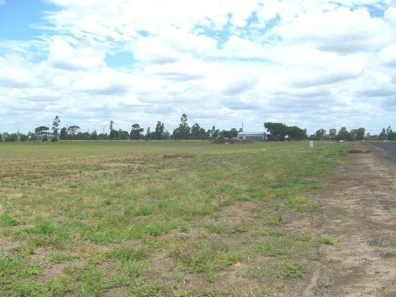 13,14,15 Sandalwood Ave West, Dalby QLD 4405