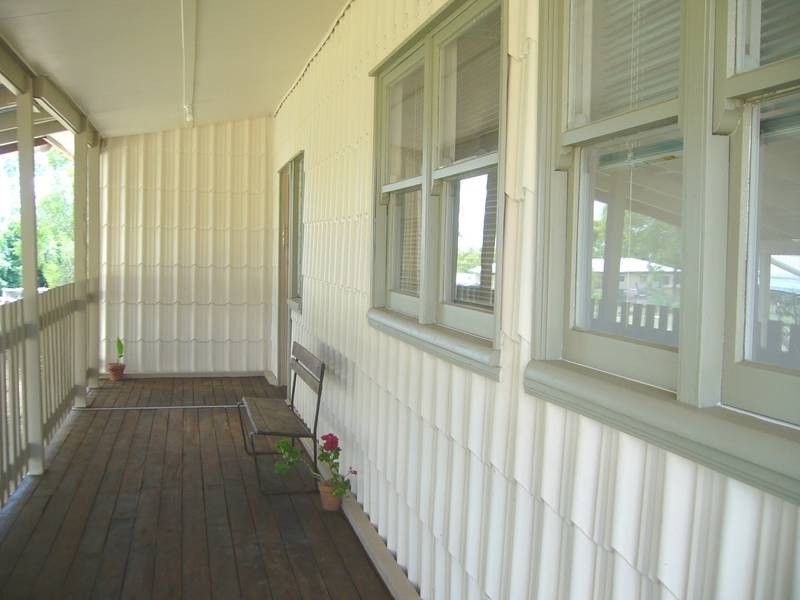 12 Dennis Street, Bell QLD 4408