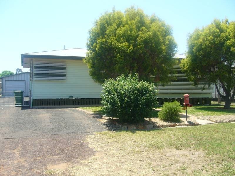 123 Wood St, Dalby QLD 4405