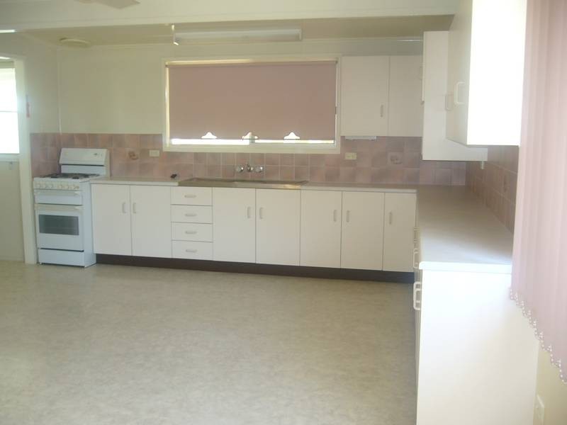 123 Wood St, Dalby QLD 4405