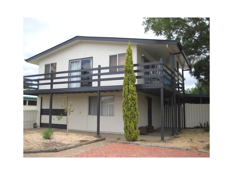 66 Charles St, Dalby QLD 4405