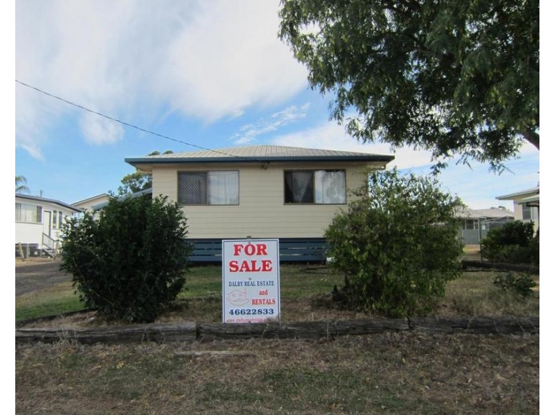 100 Orpen Street, Dalby QLD 4405