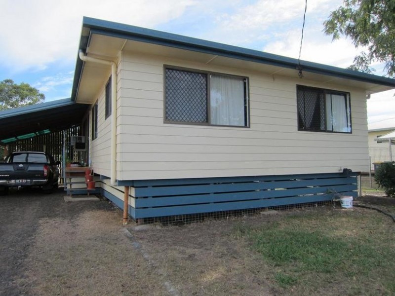 100 Orpen Street, Dalby QLD 4405