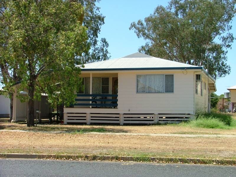 63 Arthur Street, Dalby QLD 4405