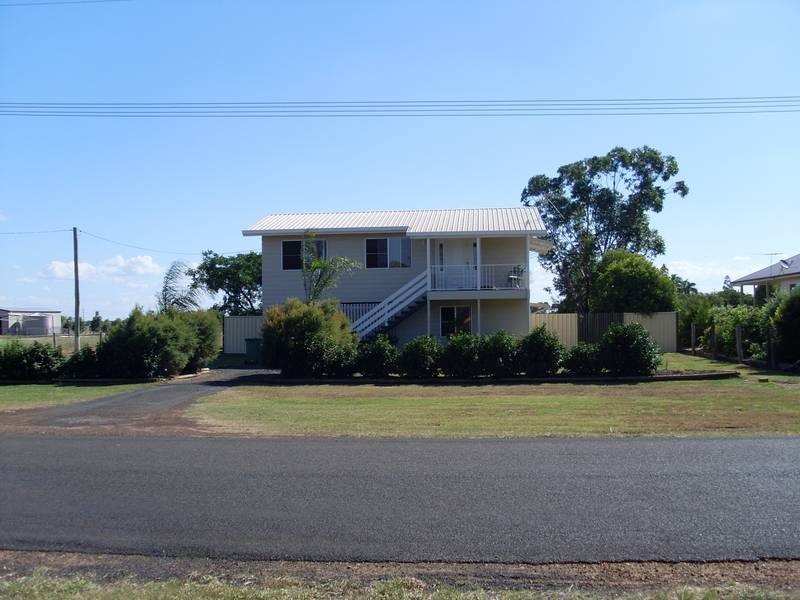 14 Hedge Road, Dalby QLD 4405