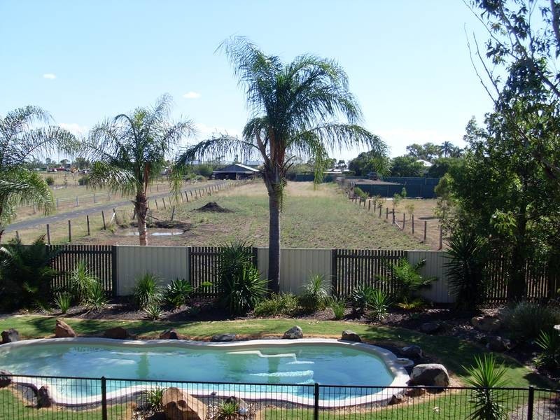 14 Hedge Road, Dalby QLD 4405