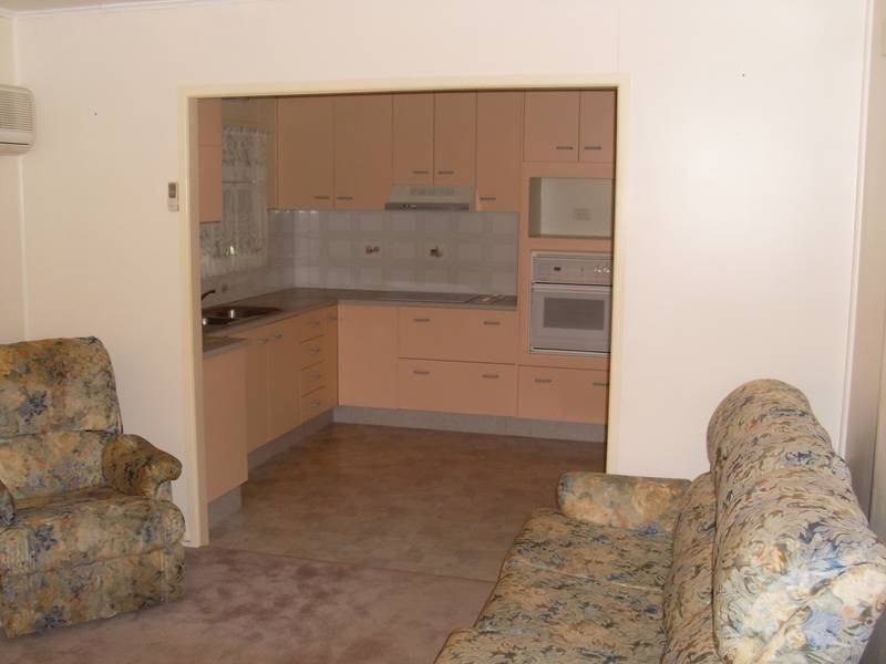 27 Alfred St, Dalby QLD 4405