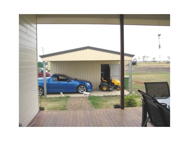 148 Sandalwood Ave East, Dalby QLD 4405