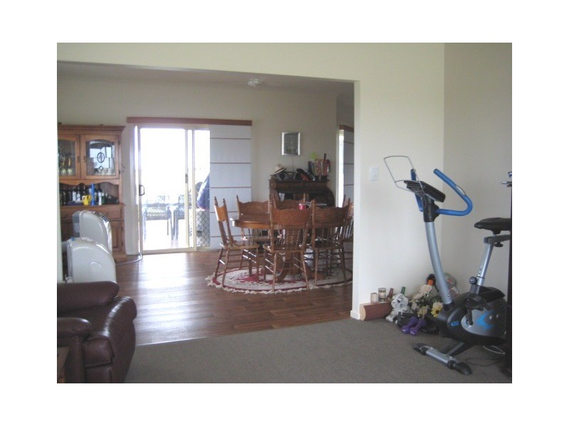 148 Sandalwood Ave East, Dalby QLD 4405