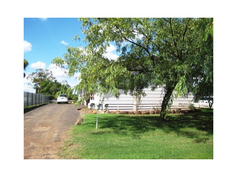 33 Moreton Street, Dalby QLD 4405