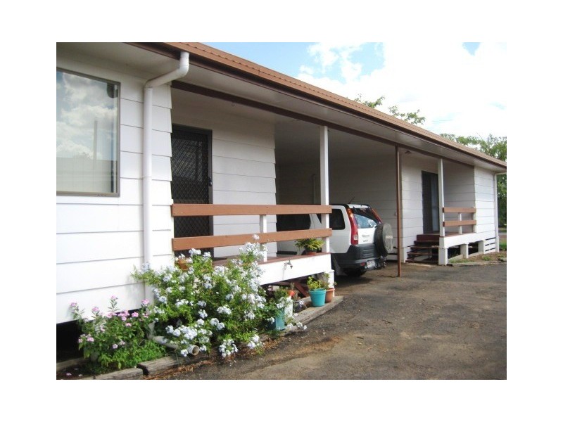 33 Moreton Street, Dalby QLD 4405