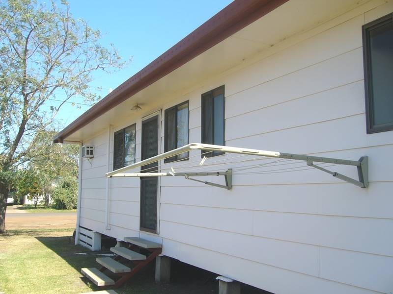 33 Moreton Street, Dalby QLD 4405