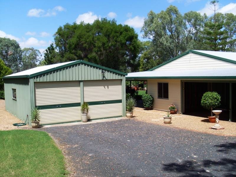 54 Chelldan Ave, Dalby QLD 4405