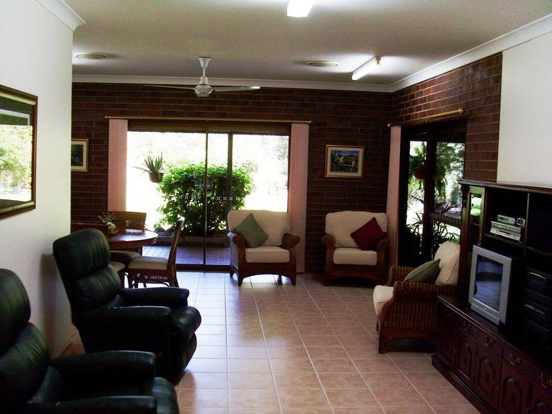 54 Chelldan Ave, Dalby QLD 4405