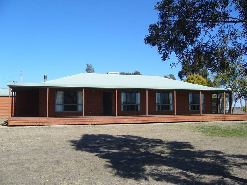 113 Yarrala Rd, Dalby QLD 4405