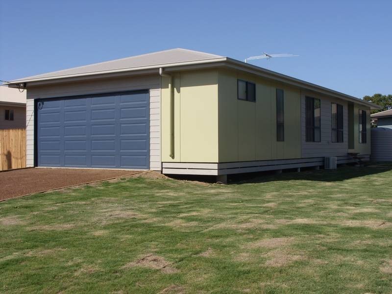 3 Charlthom Place, Dalby QLD 4405