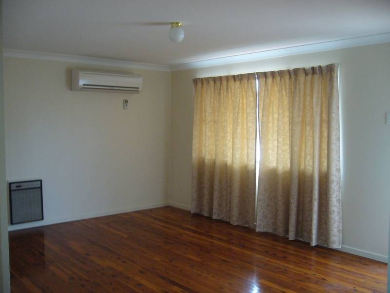 30 Charles St, Dalby QLD 4405