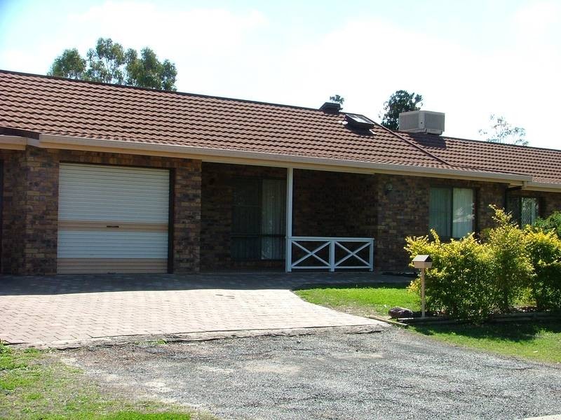 2/64 Pratten Street, Dalby QLD 4405