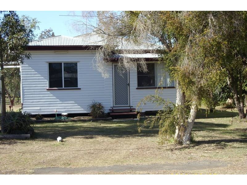 3 Reid Street, Dalby QLD 4405