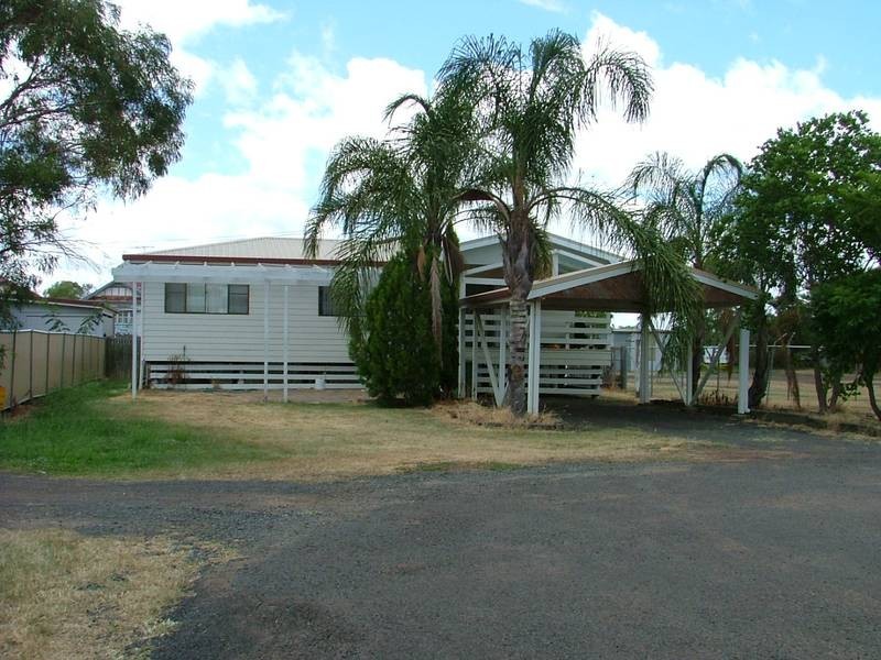 15 Carlow Dr, Dalby QLD 4405