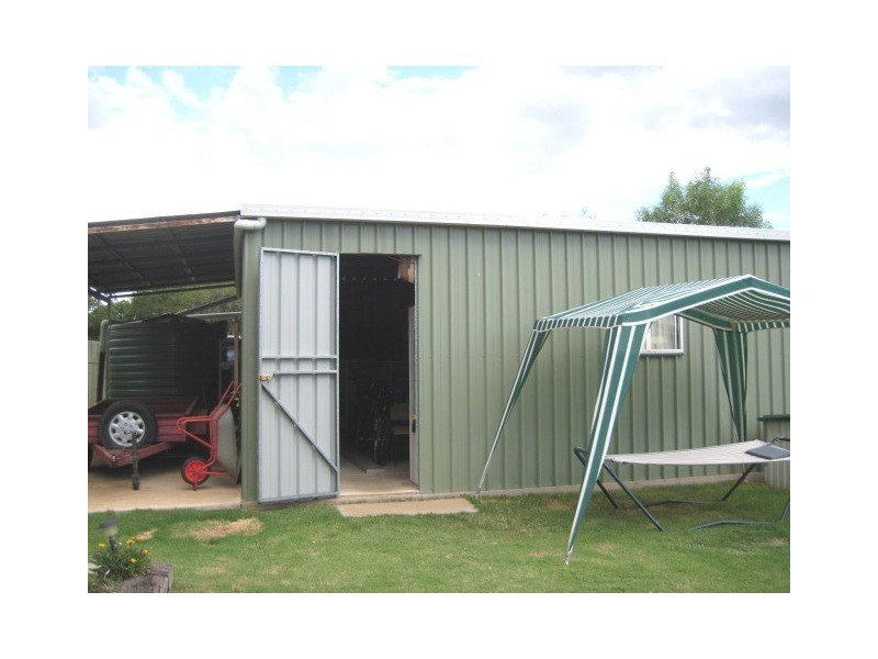 13 Moreton Street, Dalby QLD 4405