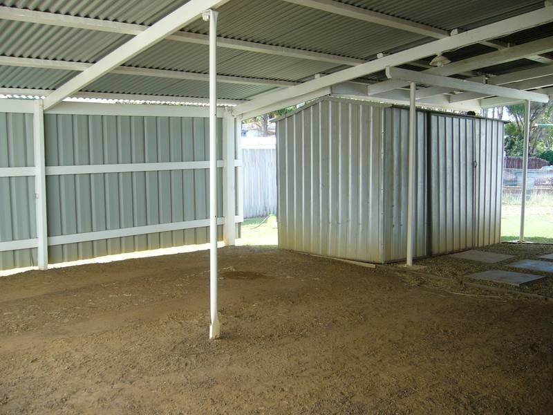 9 Amos Street, Dalby QLD 4405