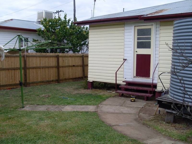 18b Orpen Street, Dalby QLD 4405