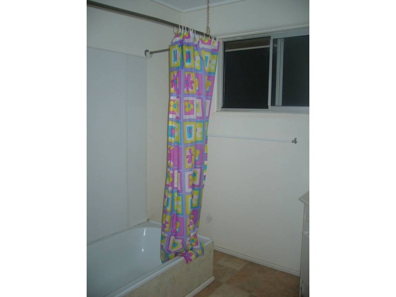 10 Leichhardt Av, Dalby QLD 4405