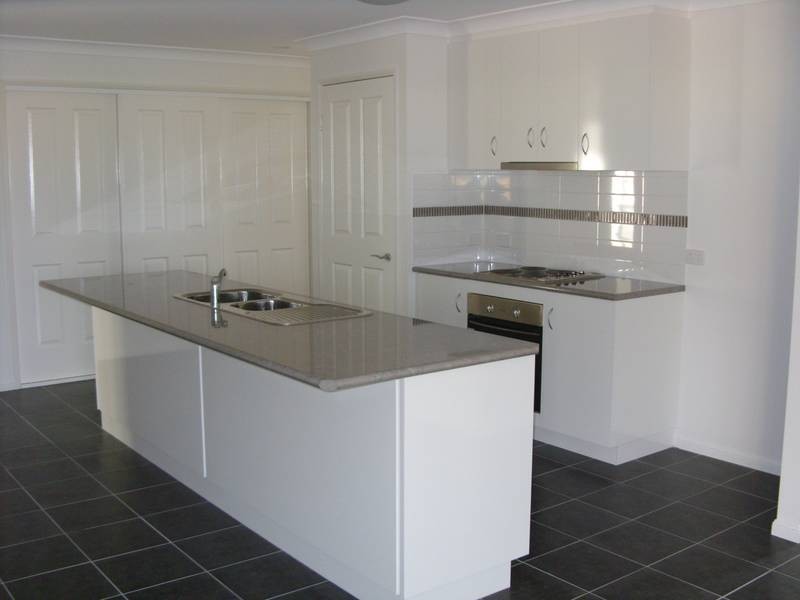 35 Diggers Drive, Dalby QLD 4405