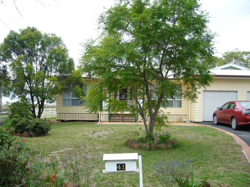 41 Burke Street, Dalby QLD 4405