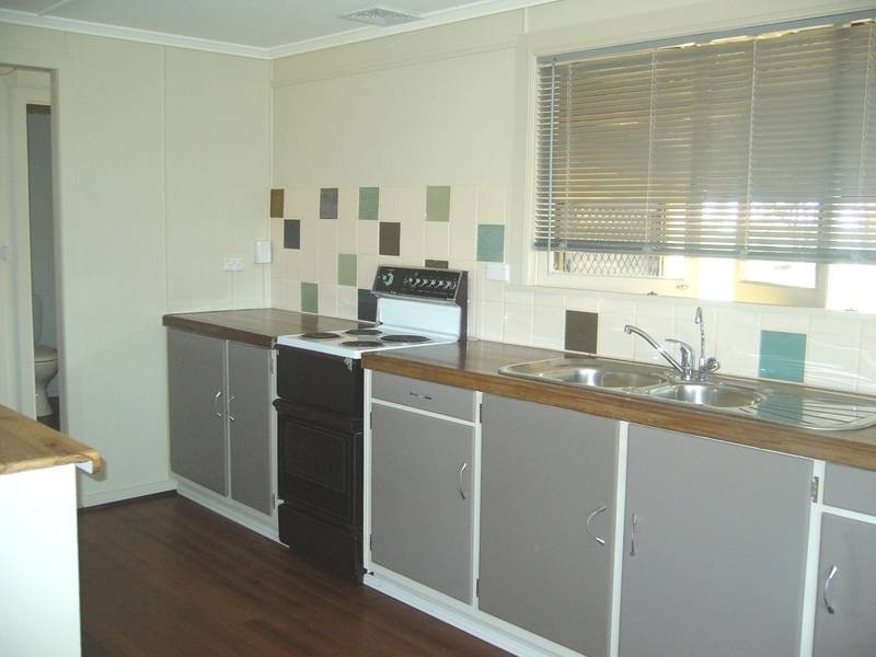 18 William Street, Jandowae QLD 4410