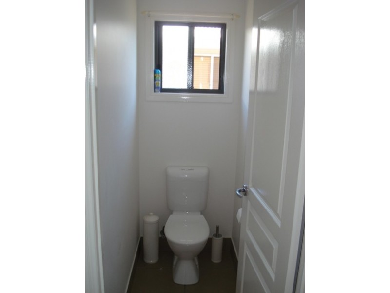 14 Homebush Street, Dalby QLD 4405