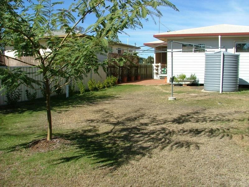 28 Charles St, Dalby QLD 4405
