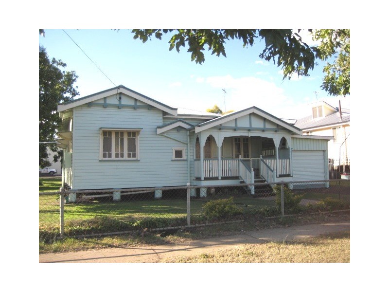 3 Alice Street, Dalby QLD 4405