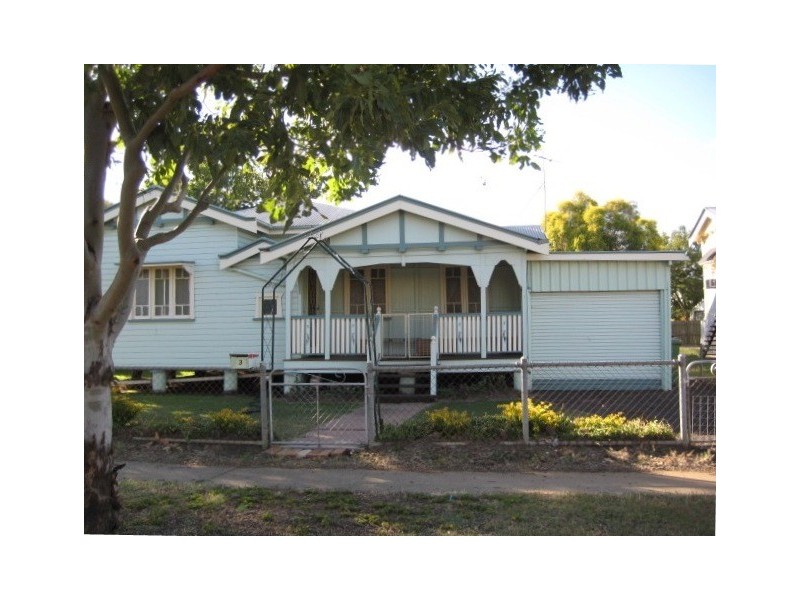 3 Alice Street, Dalby QLD 4405