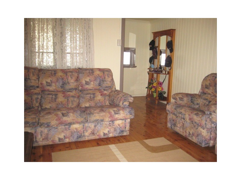 3 Alice Street, Dalby QLD 4405