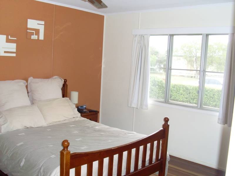 7 Homebush Street, Dalby QLD 4405