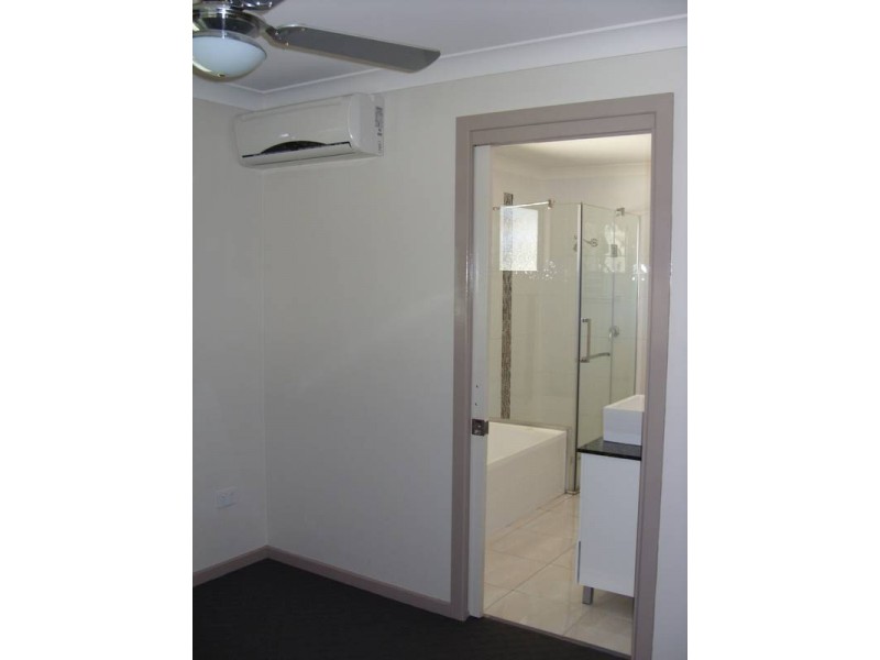 4/122 Edward St, Dalby QLD 4405